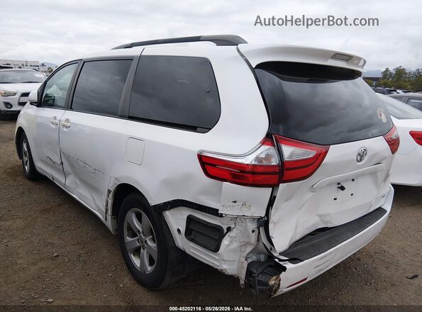 5TDKK3DC0GS719152 2016 TOYOTA SIENNA White Front view