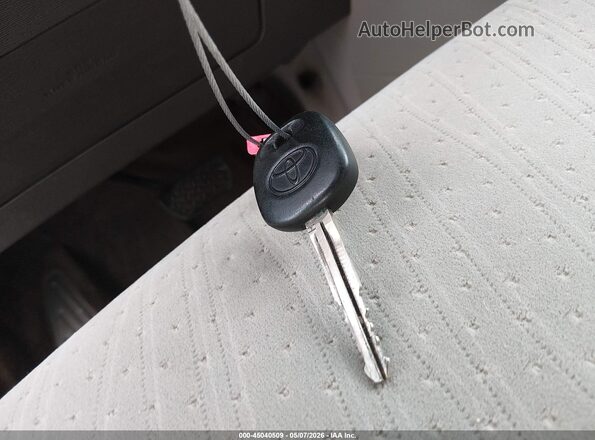 5TDKK3DC0GS754502 2016 TOYOTA LE Gray Вид панелі приладів