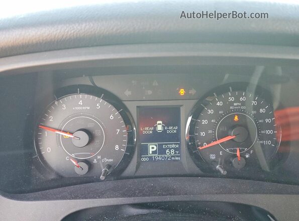 5TDKK3DC4GS691064 2016 TOYOTA SIENNA Синий Вид щитка приборов