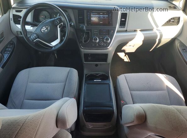 5TDKK3DC4GS691064 2016 TOYOTA SIENNA Синий Вид панели приборов