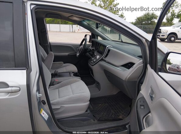 5TDKK3DC4GS717887 2016 TOYOTA SIENNA Gray წინა სალონის ხედი