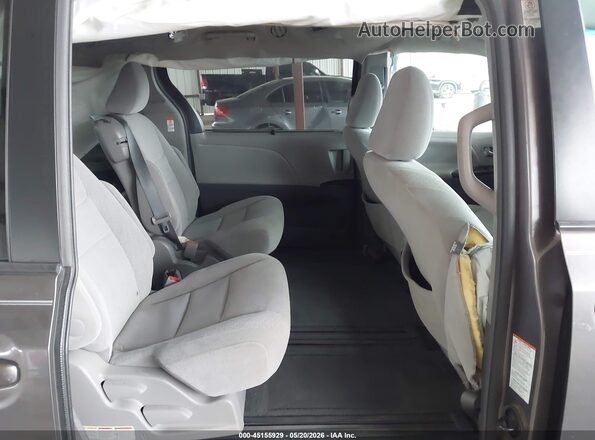 5TDKK3DC5GS741647 2016 TOYOTA SIENNA Gray VIN კოდის სტიკერის ხედი