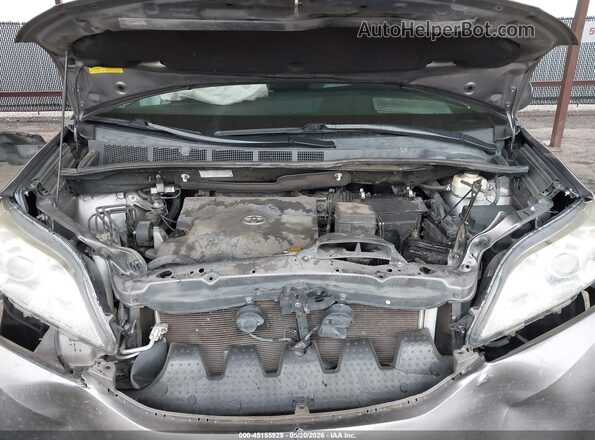 5TDKK3DC5GS741647 2016 TOYOTA SIENNA Gray უკანა ხედი