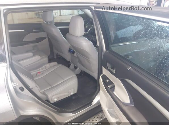 5TDKKRFH6GS140372 2016 TOYOTA LE Gray VIN sticker view