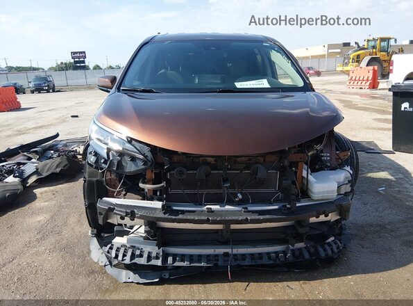 5TDKRKEC0NS136341 2022 TOYOTA SIENNA Brown Սալոնի հետևի տեսք