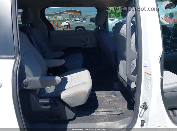 5TDKRKEC1PS165589 2023 TOYOTA LE White 