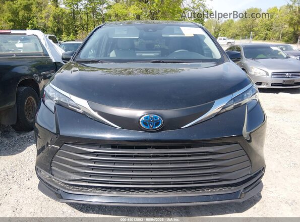 5TDKRKEC4SS240763 2025 TOYOTA LE Gray 