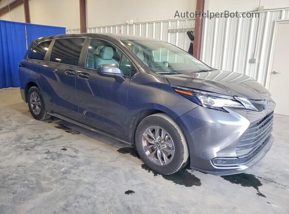 5TDKRKEC6SS225133 2025 TOYOTA LE Gray Delantero derecho