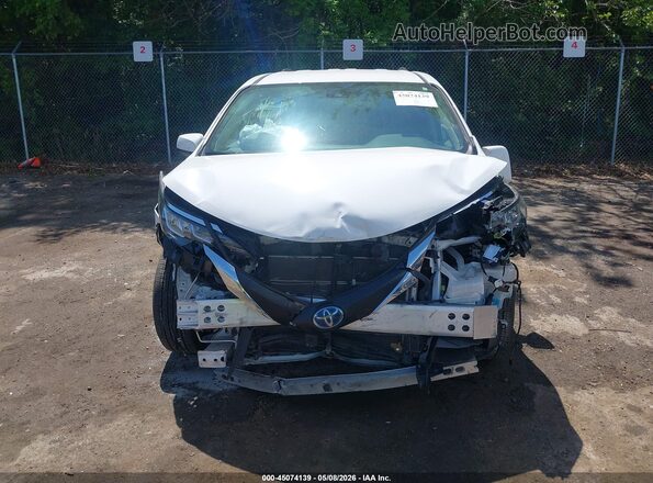 5TDKRKECXPS149083 2023 TOYOTA LE White Vista del cuadro de instrumentos