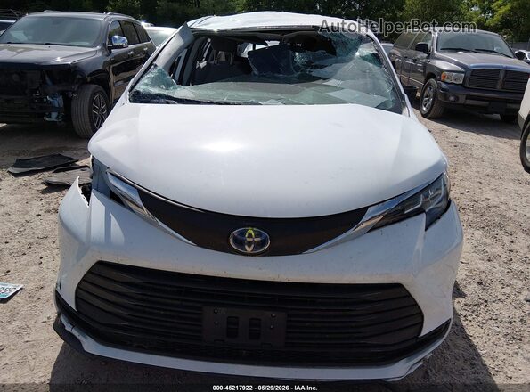 5TDKSKFC0MS025578 2021 TOYOTA SIENNA White უკანა სალონის ხედი