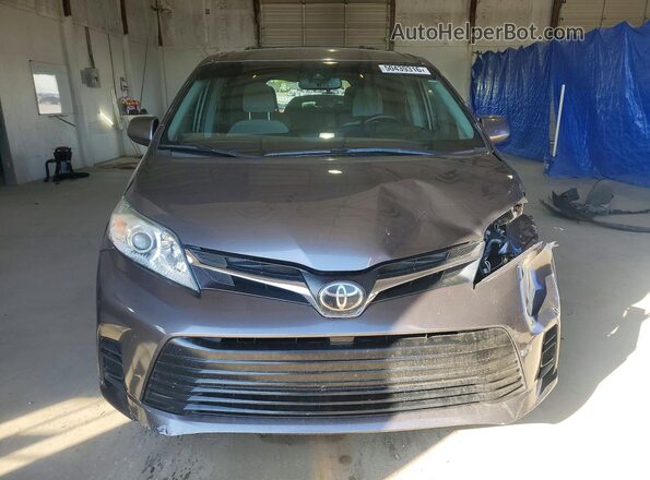 5TDKZ3DC0JS954461 2018 TOYOTA SIENNA Gray Widok z przodu