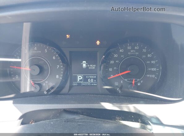 5TDKZ3DC2HS890918 2017 TOYOTA SIENNA Light Blue Widok tylnych siedzeń