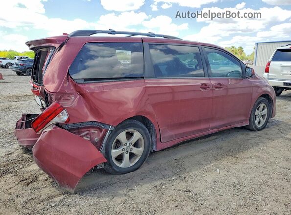 5TDKZ3DC2JS901700 2018 TOYOTA SIENNA Maroon Задня права чверть