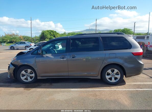 5TDKZ3DC4JS901875 2018 TOYOTA SIENNA Серый Панорамный вид салона 360°