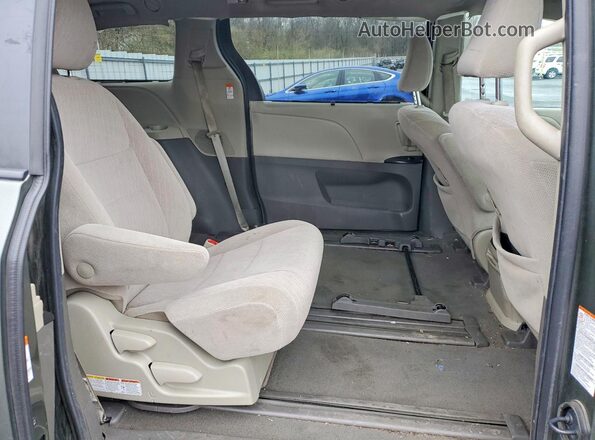 5TDKZ3DC6LS043280 2020 TOYOTA SIENNA Gray Rear interior view