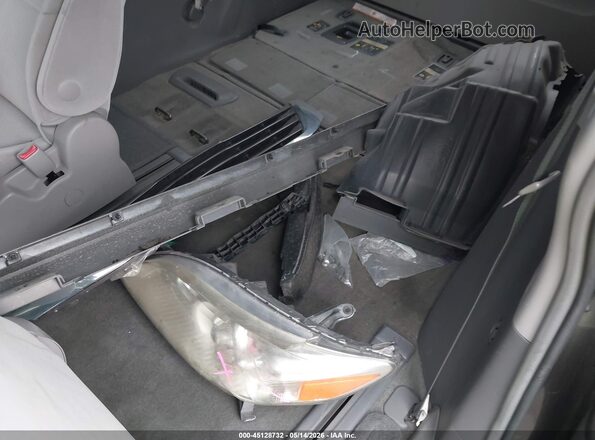 5TDKZ3DC7HS819701 2017 TOYOTA SIENNA Gray 