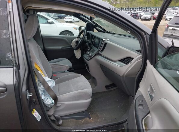5TDKZ3DC8HS811350 2017 TOYOTA LE Gray 