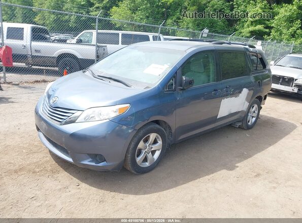 5TDKZ3DC8HS829833 2017 TOYOTA LE Light Blue Przód lewy