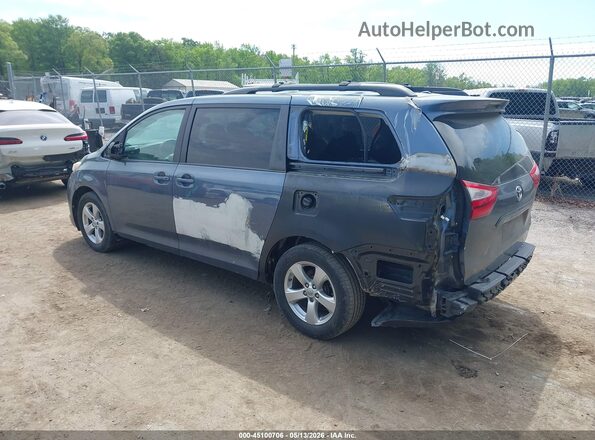 5TDKZ3DC8HS829833 2017 TOYOTA LE Light Blue Tył lewy