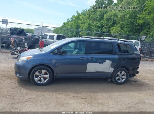 5TDKZ3DC8HS829833 2017 TOYOTA LE Light Blue Widok wnętrza 360 stopni