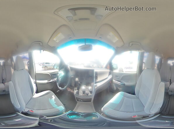 5TDKZ3DC9HS847340 2017 TOYOTA SIENNA Серый 