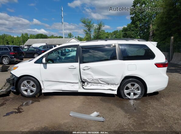 5TDKZ3DC9JS939750 2018 TOYOTA SIENNA White Панорамний вид салону 360°