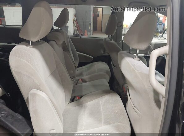 5TDKZ3DCXJS933018 2018 TOYOTA SIENNA Black VIN sticker view