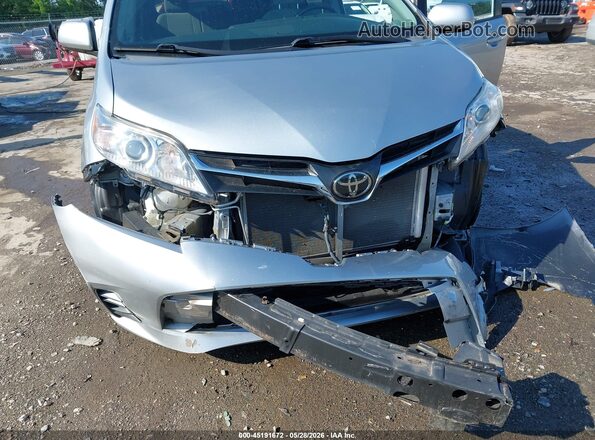 5TDKZ3DCXLS049521 2020 TOYOTA SIENNA Silver Front view