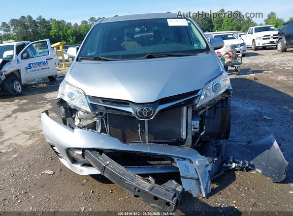 5TDKZ3DCXLS049521 2020 TOYOTA SIENNA Silver Instrument cluster view