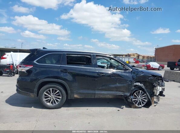5TDKZRFH0JS535425 2018 TOYOTA HIGHLANDER Black Панорамний вид салону 360°