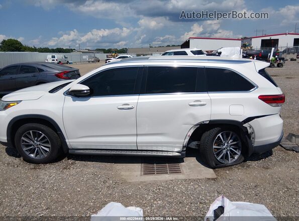 5TDKZRFH2JS545079 2018 TOYOTA HIGHLANDER Белый 