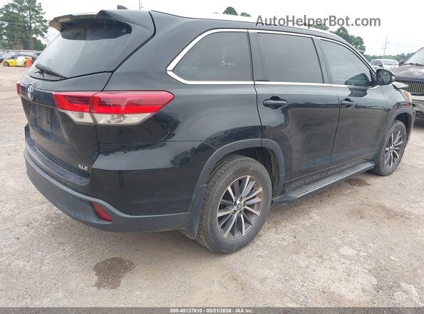 5TDKZRFH6JS541181 2018 TOYOTA HIGHLANDER Black Rear right