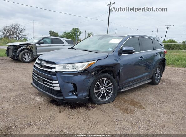 5TDKZRFH8JS281012 2018 TOYOTA LE Blue Front left