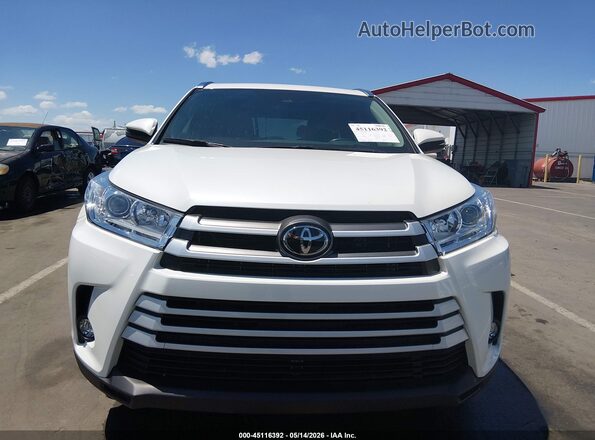 5TDKZRFHXHS514317 2017 TOYOTA HIGHLANDER White Front view