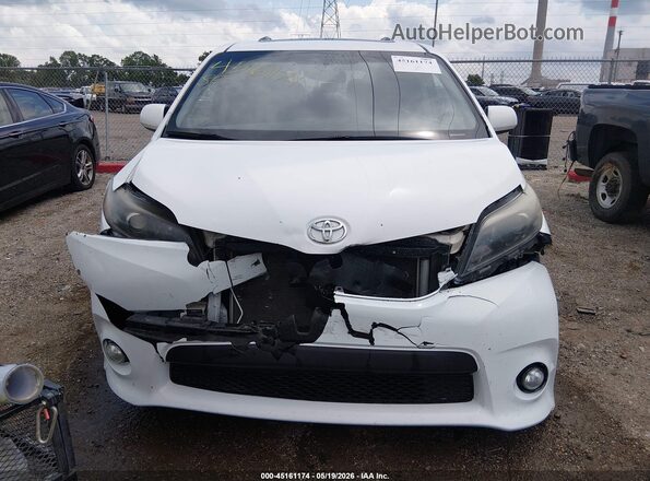 5TDXK3DC1GS712443 2016 TOYOTA SIENNA White Вид щитка приладів