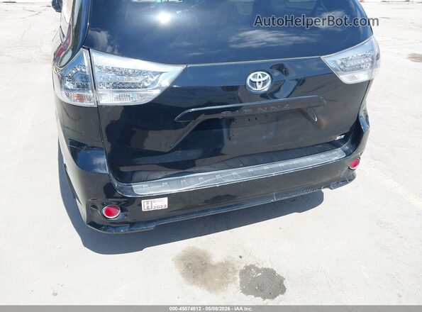5TDXZ3DC2HS791750 2017 TOYOTA SIENNA Black 