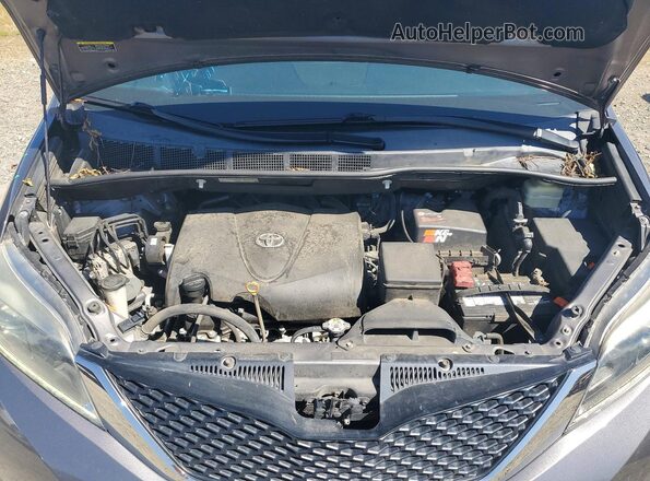 5TDXZ3DC3HS811178 2017 TOYOTA SIENNA Gray 