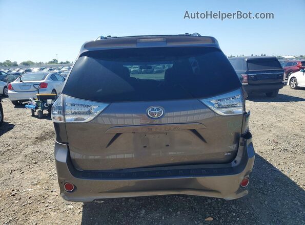 5TDXZ3DC3HS811178 2017 TOYOTA SIENNA Gray 