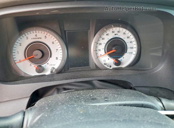 5TDXZ3DC4LS046426 2020 TOYOTA SIENNA White Instrument cluster view