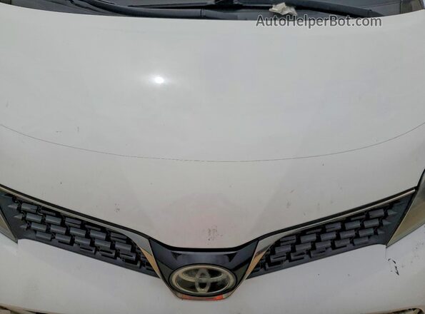 5TDXZ3DC4LS046426 2020 TOYOTA SIENNA White Engine compartment view