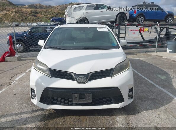 5TDXZ3DC8JS903568 2018 TOYOTA SIENNA White Instrument cluster view