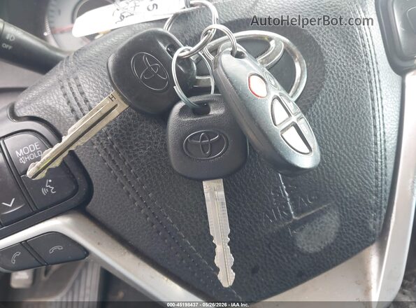 5TDXZ3DC8JS903568 2018 TOYOTA SIENNA White Dashboard view