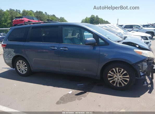 5TDYK3DC2GS749585 2016 TOYOTA SIENNA Blue 