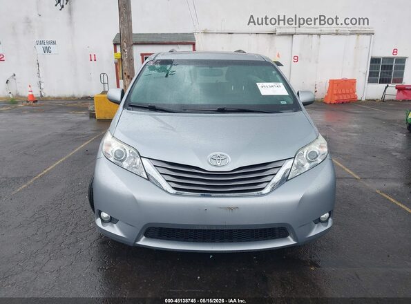 5TDYK3DC4GS739429 2016 TOYOTA SIENNA Серебряный Вид задней части салона
