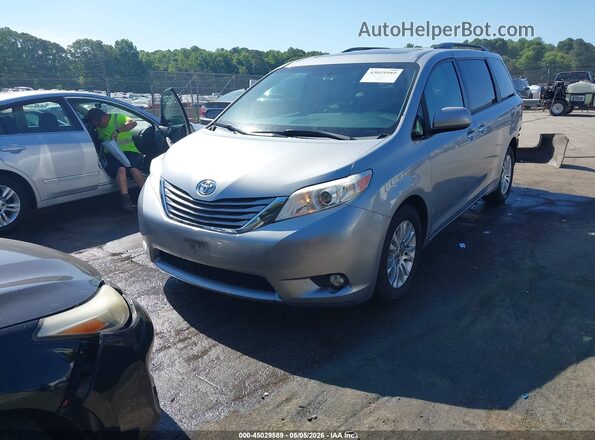 5TDYK3DC9GS698974 2016 TOYOTA LE Silver Передня ліва чверть