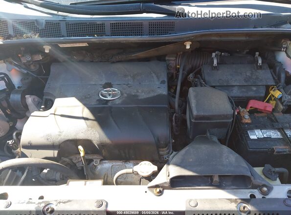 5TDYK3DC9GS698974 2016 TOYOTA LE Silver Вид ззаду