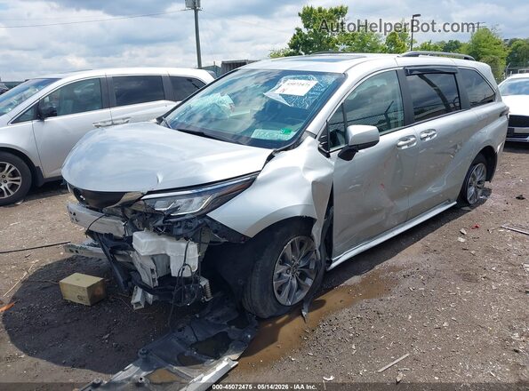 5TDYRKEC1PS167224 2023 TOYOTA SIENNA Silver წინა მარცხენა ხედი სამი მეოთხედიდან
