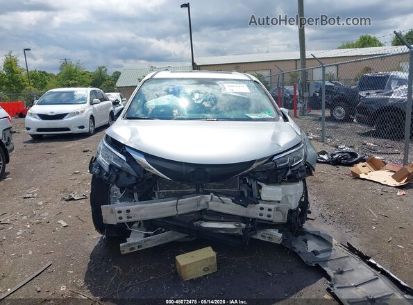 5TDYRKEC1PS167224 2023 TOYOTA SIENNA Silver უკანა სალონის ხედი