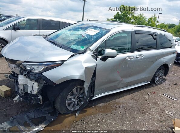 5TDYRKEC1PS167224 2023 TOYOTA SIENNA Silver 