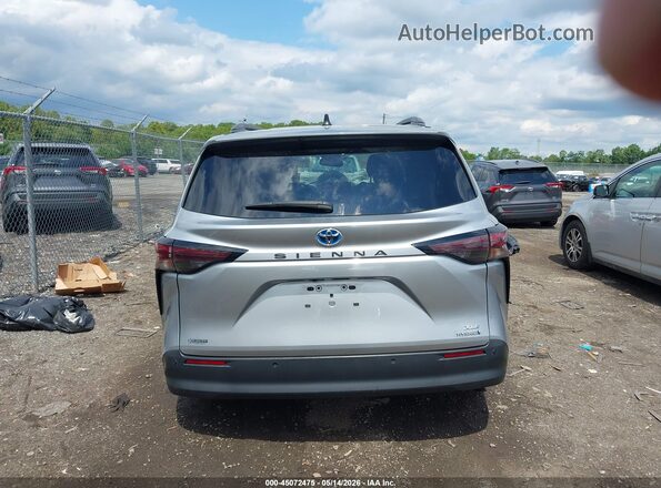 5TDYRKEC1PS167224 2023 TOYOTA SIENNA Silver 